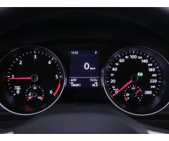 Volkswagen Passat 2,0 TDI DSG LED ACC Navigace - 20