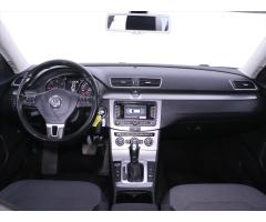 Volkswagen Passat 2,0 TDI 103kW DSG Comfortline - 35