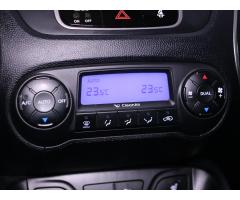 Hyundai ix35 2,0 CRDI 135kW 4x4 CZ Premium - 25