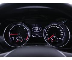 Volkswagen Touran 2,0 TDI LED Navi DPH 1.Maj - 20