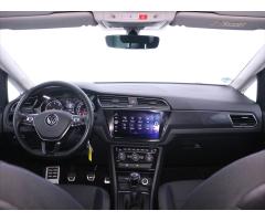 Volkswagen Touran 2,0 TDI LED Navi DPH 1.Maj - 30