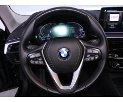 BMW Řada 5 2,0 530e 215kW Aut. CZ LED DPH - 21