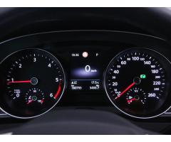 Volkswagen Passat 2,0 TDI DSG LED Panorama DPH - 22