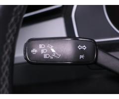 Volkswagen Passat 2,0 TDI DSG LED Panorama DPH - 23