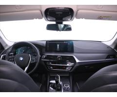 BMW Řada 5 2,0 530e 215kW Aut. CZ LED DPH - 38