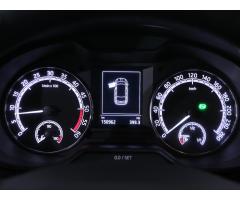 Škoda Octavia 2,0 TDI DSG LED Kessy DPH - 20