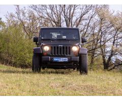Jeep Wrangler 2,8 CRD CZ Unlimited Sport DPH - 2