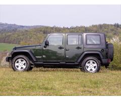 Jeep Wrangler 2,8 CRD CZ Unlimited Sport DPH - 4