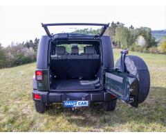 Jeep Wrangler 2,8 CRD CZ Unlimited Sport DPH - 9