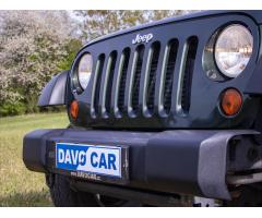 Jeep Wrangler 2,8 CRD CZ Unlimited Sport DPH - 33