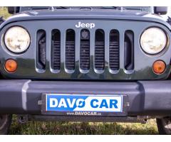 Jeep Wrangler 2,8 CRD CZ Unlimited Sport DPH - 34