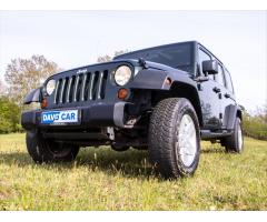 Jeep Wrangler 2,8 CRD CZ Unlimited Sport DPH - 36