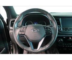 Hyundai Tucson 1,6 T-GDI 130kW TRIKOLOR 4x2 - 10