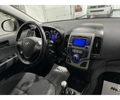 Hyundai i30 1,4   CVVT KLIMA SERVIS STK - 13