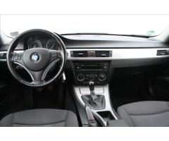 BMW Řada 3 325 XI Panorama - 11