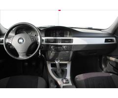 BMW Řada 3 318D Navigace - 11