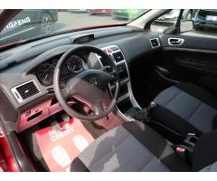 Peugeot 307 1,6 HDi,80kW,Aut.klima,tažné - 9