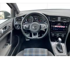 Volkswagen Golf 1,4 eTSi Hybrid GTE DSG nehav. - 17