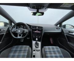 Volkswagen Golf 1,4 eTSi Hybrid GTE DSG nehav. - 25
