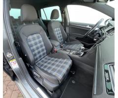 Volkswagen Golf 1,4 eTSi Hybrid GTE DSG nehav. - 27