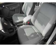 Volkswagen Caddy 1,9 TDI 77 kW Life Maxi 7 Míst - 18