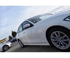 BMW Řada 3 2,0 318d 110KW KŮŽE NOVE V CZ - 9
