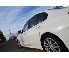 BMW Řada 3 2,0 318d 110KW KŮŽE NOVE V CZ - 11
