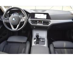 BMW Řada 3 2,0 318d 110KW KŮŽE NOVE V CZ - 24