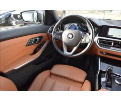 BMW Řada 3 2,0 320d 140KW MILD-HYBRID - 26