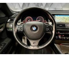 BMW Řada 7 740d xDrive M-PAKET, DYNAMIC DRIVE, SURROUND VIEW - 13