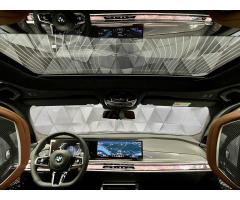 BMW Řada 7 740d xDRIVE M-PAKET PRO, BOWERS&WILKINS, TV, HUD - 34