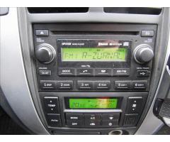 Hyundai Tucson 2,0 i CRDI VGT 4x4 ACTIVE - 16