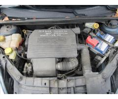 Ford Fiesta 1,3 Ambiente - 24