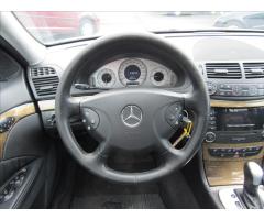 Mercedes-Benz Třídy E 3,2 E 280 CDI Avantgarde - 12