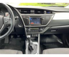 Toyota Auris 1,6 ValveMatic /1.maj./ ČR / - 32